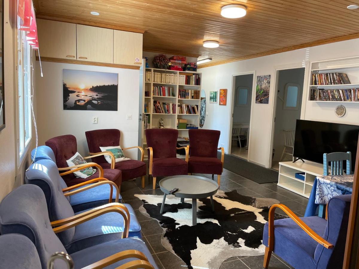 Porotila Toini Sanila Hotel Sevettijärvi Exterior foto