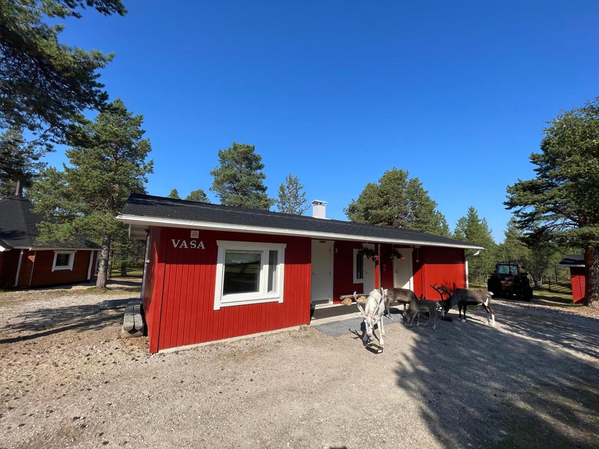 Porotila Toini Sanila Hotel Sevettijärvi Exterior foto