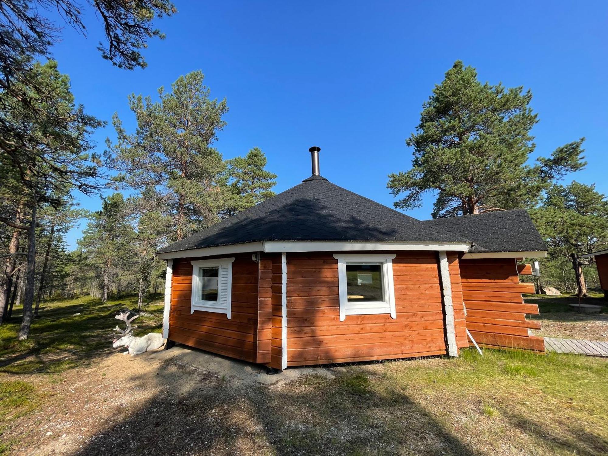 Porotila Toini Sanila Hotel Sevettijärvi Exterior foto