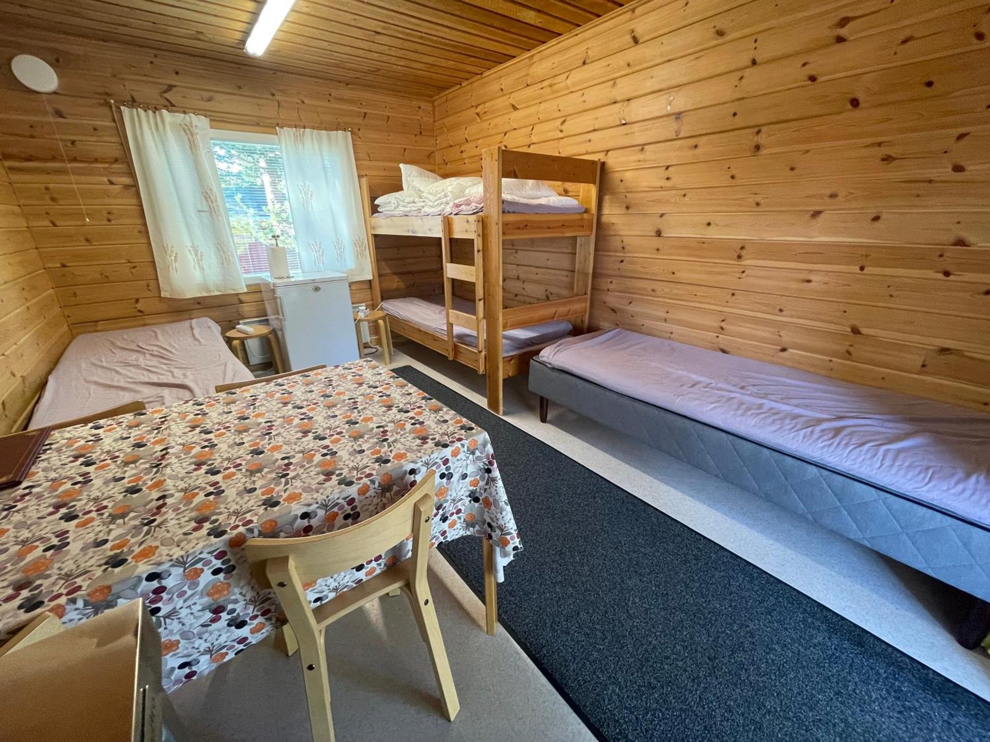 Porotila Toini Sanila Hotel Sevettijärvi Exterior foto