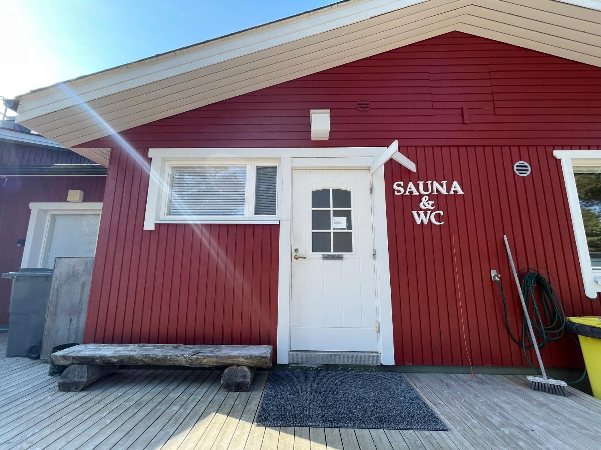 Porotila Toini Sanila Hotel Sevettijärvi Exterior foto